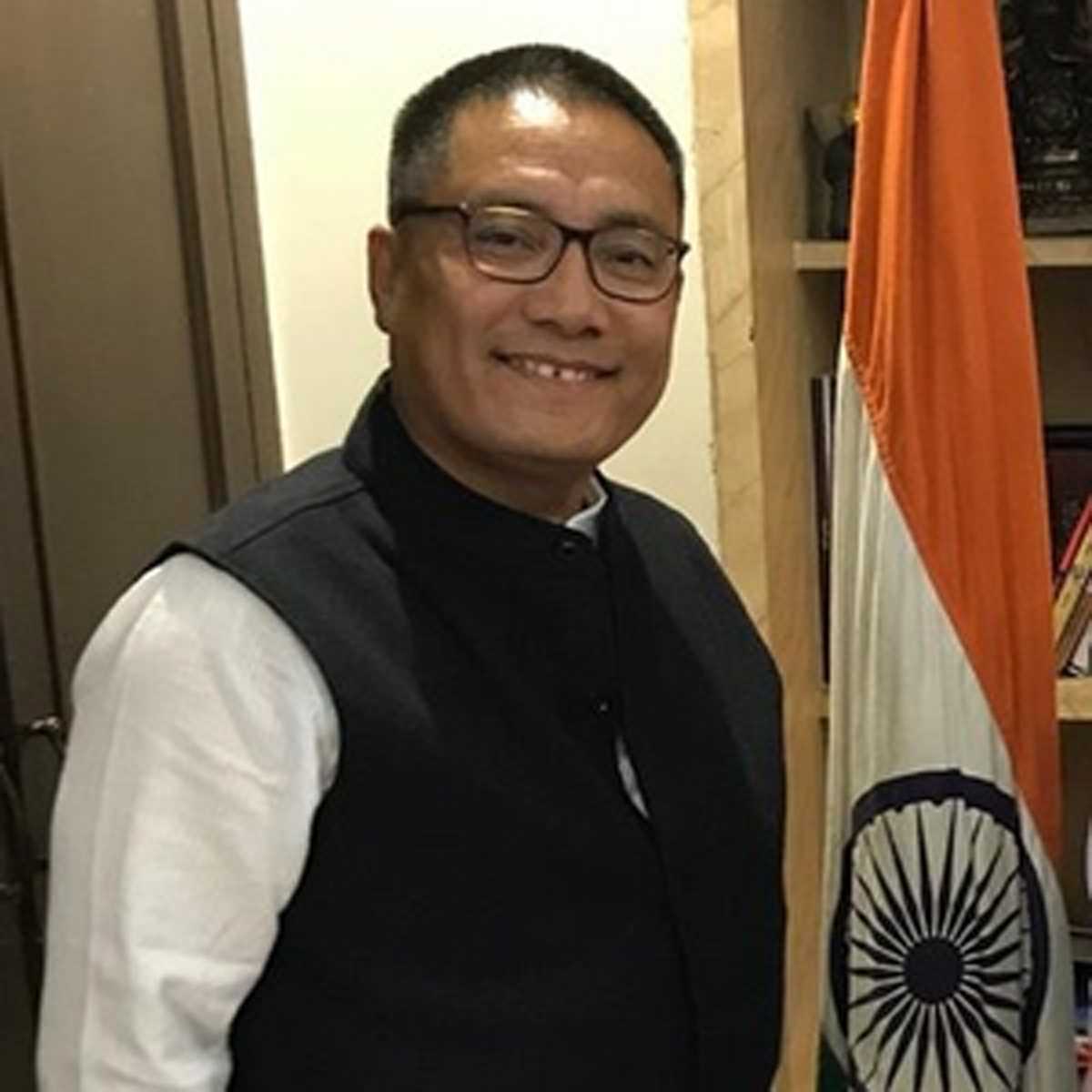 मणिपुर के पूर्व मंत्री हेमचंद्र सिंह ने कांग्रेस छोड़ी